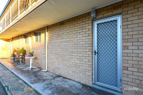 2/117 Hubert St, East Victoria Park, WA 6101
