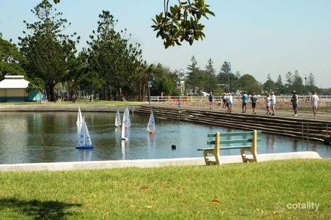 Property photo of 17 Pine Street Wynnum QLD 4178