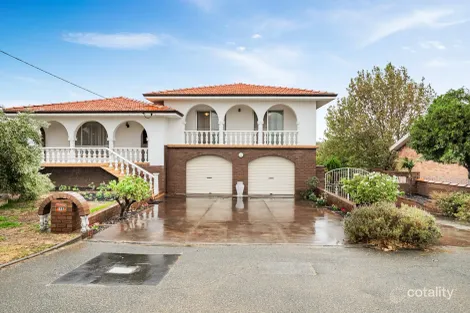 11 Covich Ave, Beaconsfield, WA 6162