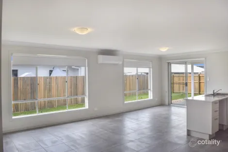 Property photo of 45 Meredith Crescent Baringa QLD 4551