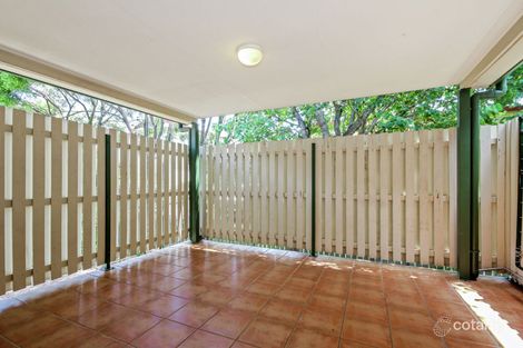 Property photo of 15 Vera Street Greenslopes QLD 4120