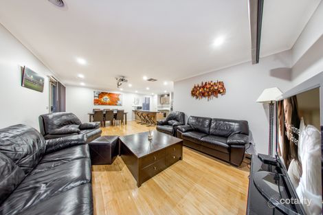 Property photo of 21 Stately Drive Cranbourne East VIC 3977