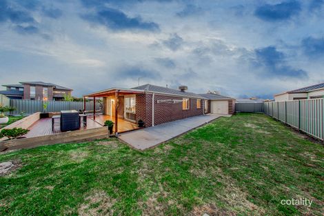 Property photo of 21 Stately Drive Cranbourne East VIC 3977