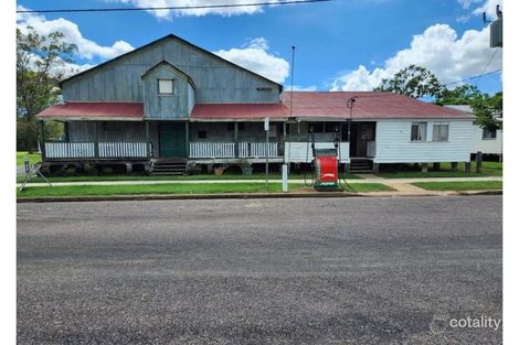 13 Railway Pde, St Lawrence, QLD 4707