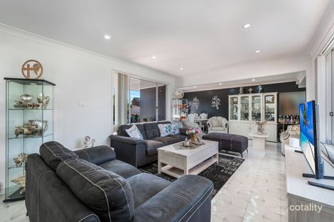 Property photo of 14 Moffitt Crescent Edensor Park NSW 2176