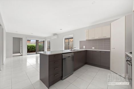 Property photo of 88 Solitude Crescent Point Cook VIC 3030