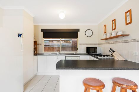 Property photo of 13 Helmsdale Court Cranbourne West VIC 3977