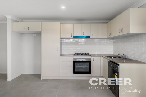 Property photo of 14A Castleton Close Farley NSW 2320