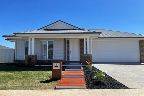 Property photo of 26 Applebox Crescent Yarragon VIC 3823