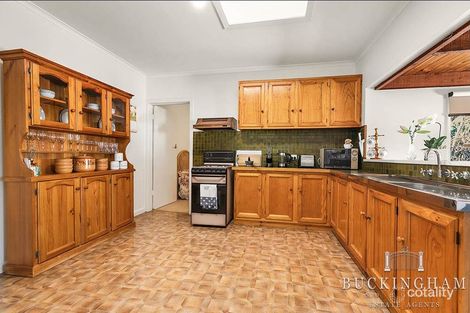 Property photo of 64 Henry Street Greensborough VIC 3088