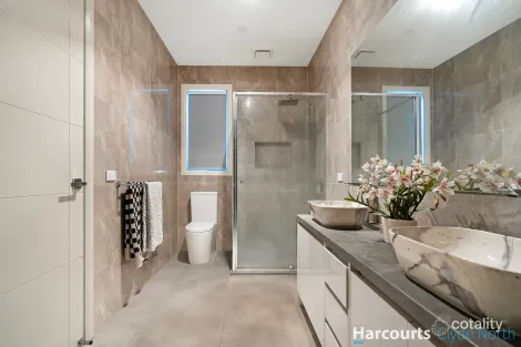 Property photo of 46 Sparrow Street Cranbourne VIC 3977