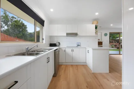 Property photo of 8 Chute Street Mudgeeraba QLD 4213