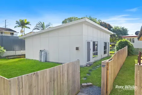 4 Skyline Dr, Kingston, QLD 4114