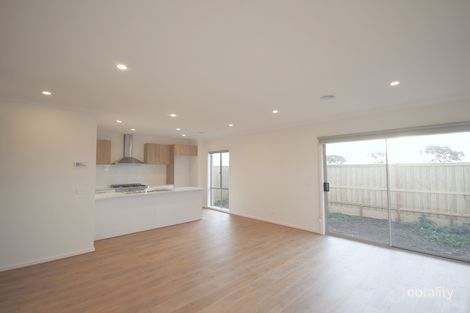 29 Compass Cres, Donnybrook, VIC 3064