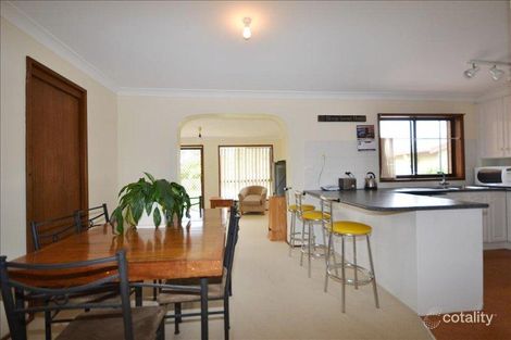 Property photo of 34 Cavalier Parade Bomaderry NSW 2541