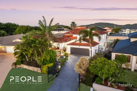 Property photo of 39 Windsor Place Carindale QLD 4152