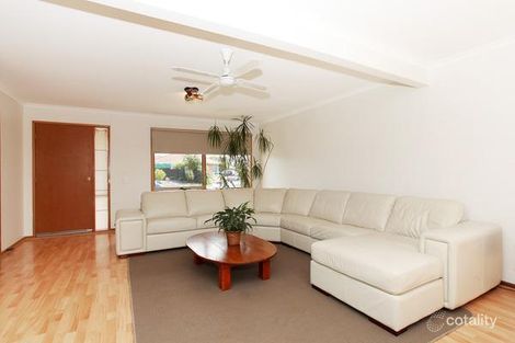 Property photo of 2 Marion Walk Hoppers Crossing VIC 3029