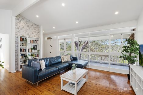 11 Bundanoon Pl, Hornsby Heights, NSW 2077