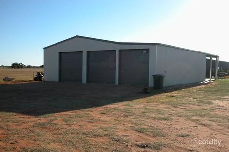 Property photo of 44 Sadler Way Deepdale WA 6532