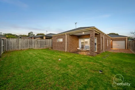 Property photo of 40 Yellow Brick Road Doreen VIC 3754