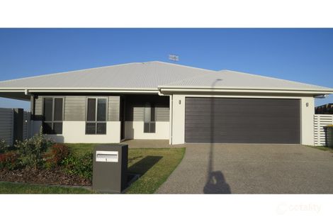 Property photo of 2/1 Grebe Crescent Bli Bli QLD 4560