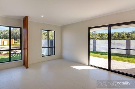 Property photo of 2/1 Grebe Crescent Bli Bli QLD 4560
