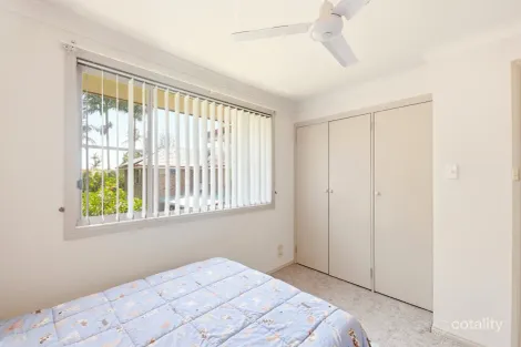 Property photo of 2/4 Knotts Close Grafton NSW 2460