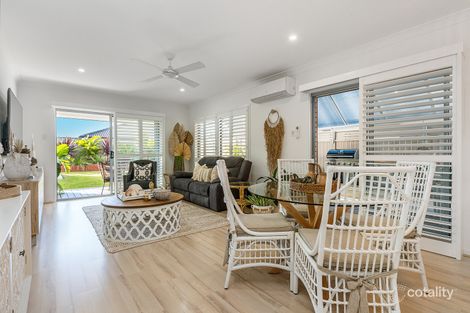 Property photo of 2/9 Bonville Street Pottsville NSW 2489