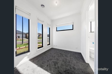 Property photo of 51 Gillespie Drive Weir Views VIC 3338