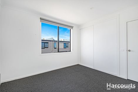 Property photo of 15 Callow Walk St Albans VIC 3021