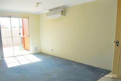 Property photo of 2/33 Seaforth Avenue Gosnells WA 6110