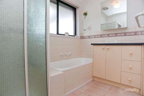 Property photo of 1/6 Spring Valley Avenue Craigieburn VIC 3064