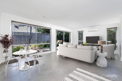 Property photo of 4/9 Jevons Place Page ACT 2614