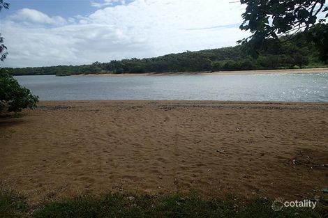 18-20 Edmunds Ave, Hay Point, QLD 4740