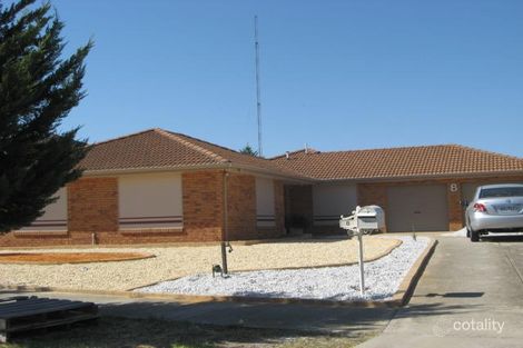 8 Raine Ct, Delahey, VIC 3037
