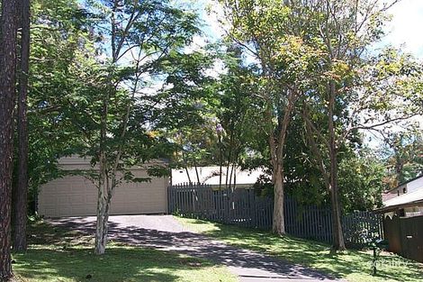 2a Gleneagle St, Kenmore, QLD 4069
