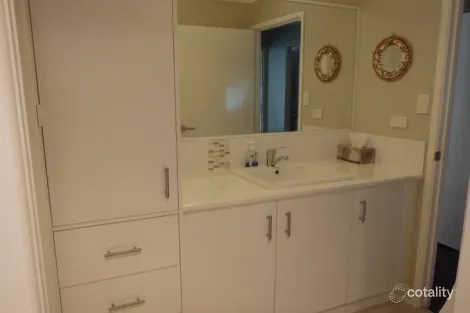 Property photo of 50 Keppel Avenue Clinton QLD 4680