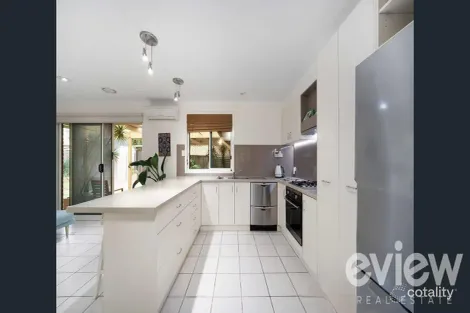 Property photo of 72 Westmill Drive Hoppers Crossing VIC 3029