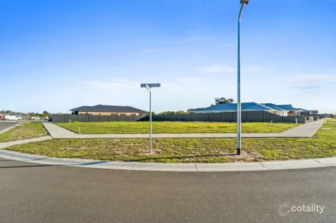 Property photo of 24 Wiggins Avenue Maffra VIC 3860