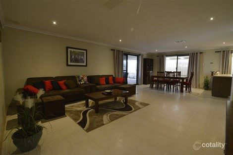 Property photo of 52 Castledene Way Tapping WA 6065