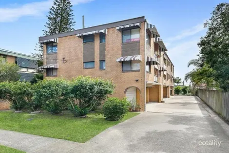 Property photo of 2/68 York Street Coorparoo QLD 4151