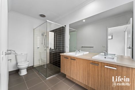 Property photo of 23 Broadbeach Circuit Point Cook VIC 3030