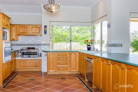 Property photo of 19 Willaring Drive Beckenham WA 6107