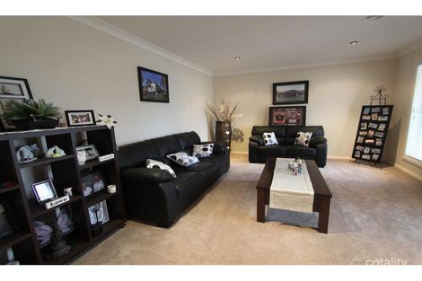 Property photo of 60 Ilumba Way Kelso NSW 2795