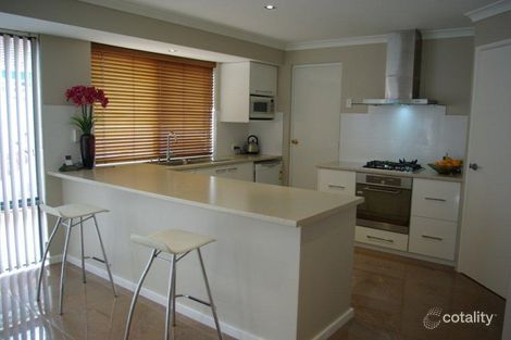 Property photo of 14 Cranshaw Mews Atwell WA 6164