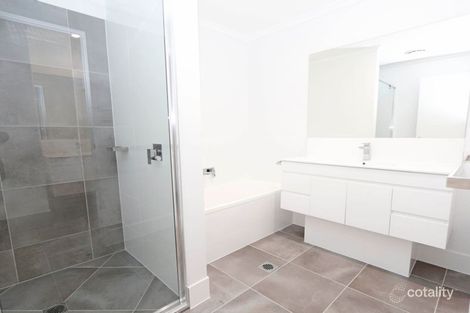 Property photo of 2/5 Tamarind Court Woombye QLD 4559