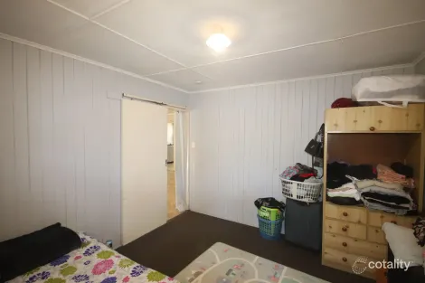 Property photo of 4 Olympia Street Mundubbera QLD 4626