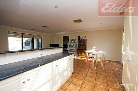 Property photo of 10 Ambrose Crescent West Wodonga VIC 3690