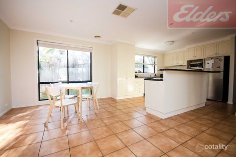 Property photo of 10 Ambrose Crescent West Wodonga VIC 3690