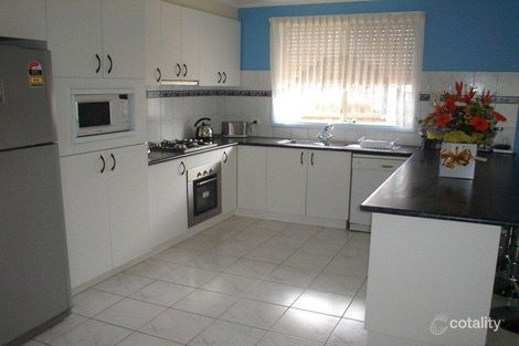 Property photo of 7 Smart Court Delahey VIC 3037